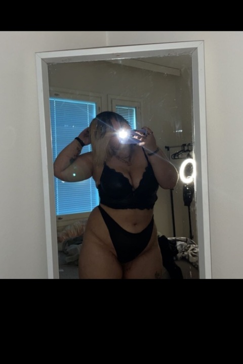 @vinsbeib leaks Onlyfans videos for free 

 picture 2