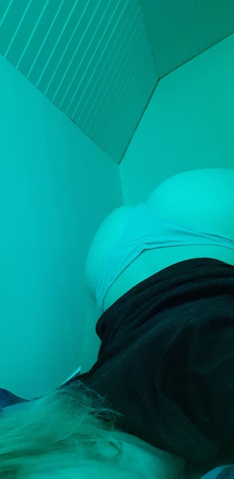 View Viola Frank (violaiirissfree) OnlyFans 1 Photos and 0 Videos leaked 

 picture 2