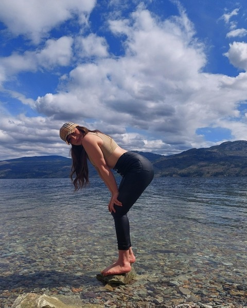 Free access to vivaciousgirl (Emily Paige) Leak OnlyFans 

 picture 2