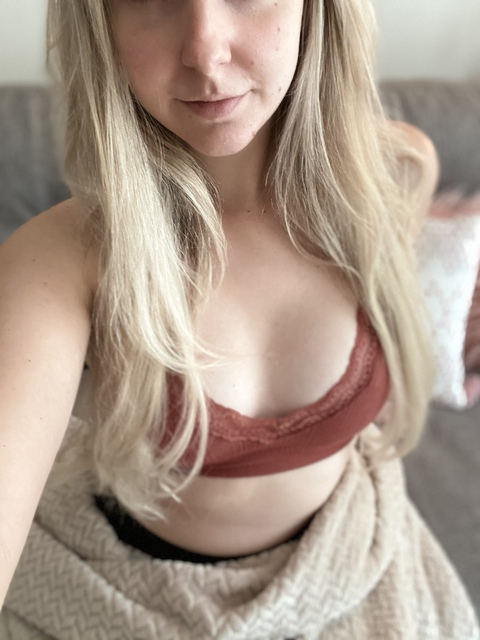 vivian_blake leaked gallery photo 2