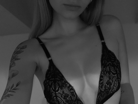 Onlyfans free content viviana0806 

 picture 2
