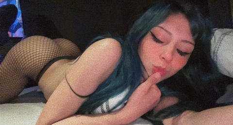 View vivianbabydarling (Vivianbabydarling) OnlyFans 63 Photos and 26 Videos leaked 

 picture 2