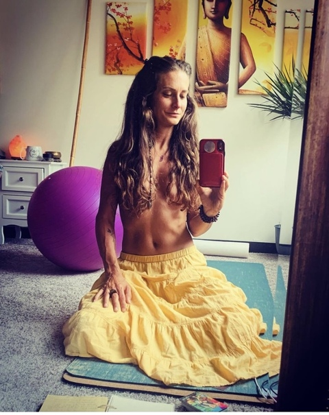 Download vivien_energy OnlyFans content for free 

 picture 2