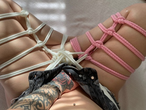 vixeyyy OnlyFans Leak 

 picture 2