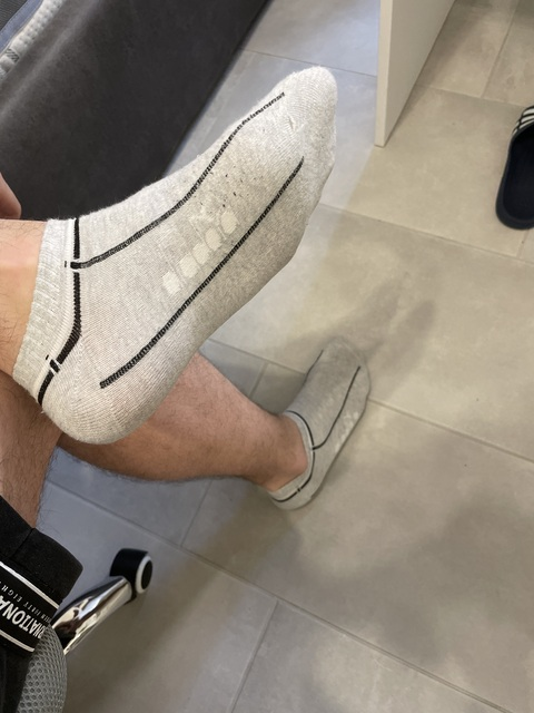 View Italian boy (vjncenzo99) OnlyFans 50 Photos and 7 Videos for free 

 picture 2