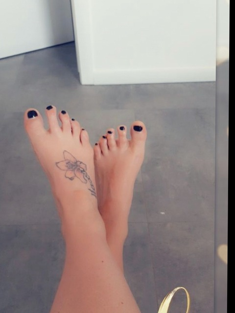 Onlyfans free voetenentenen 

 picture 2