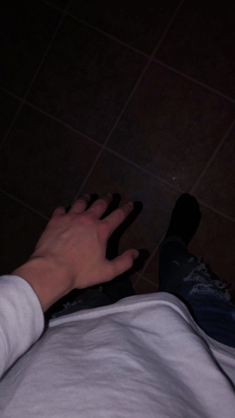 View tim :) (vqmpires) OnlyFans 6 Photos and 25 Videos leaked 

 picture 2