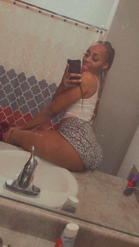 walerealslim23 OnlyFans Leaks (23 Photos and 14 Videos) 

 picture 2