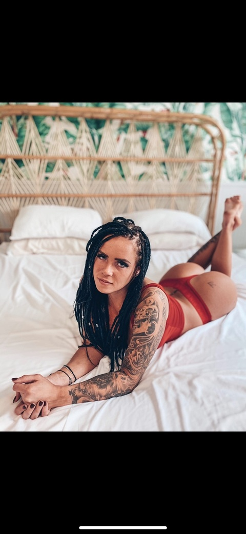 walkingparadoxx OnlyFans Leaked 

 picture 2