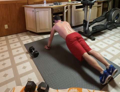 Onlyfans leaks westmichigansweat 

 picture 2