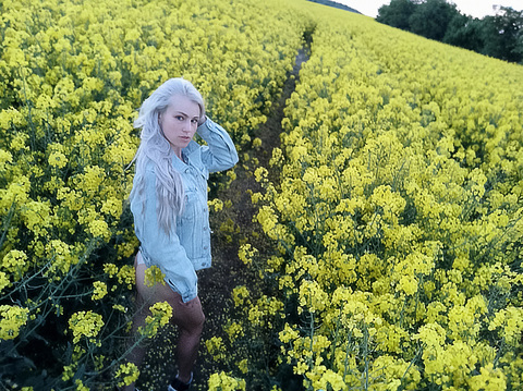 View WhiteDeva (whitedeva) OnlyFans 127 Photos and 5 Videos gallery 

 picture 2