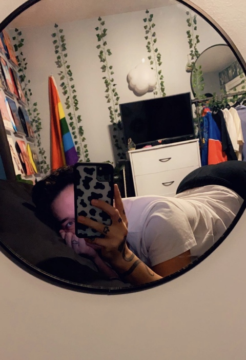 View whor3h3y OnlyFans content for free 

 picture 2