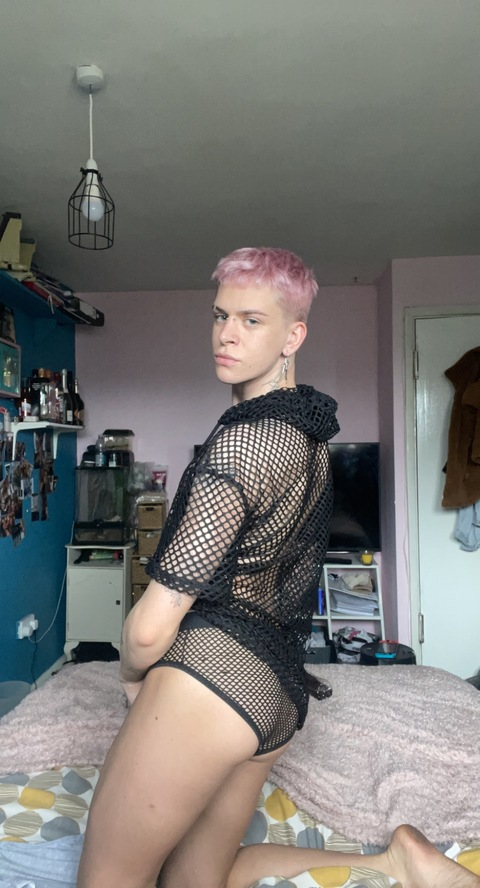 Download whosthatgay_uwu OnlyFans videos and photos for free 

 picture 2