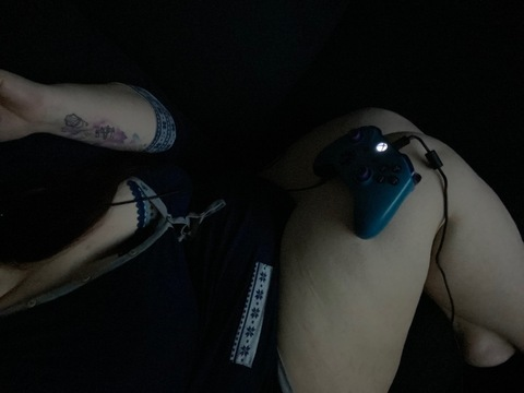 whyisitspicypineapple OnlyFans Leaks (17 Photos and 3 Videos) 

 picture 2