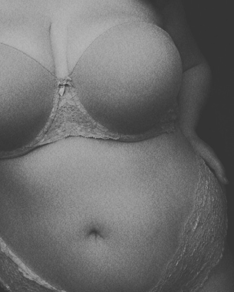 Download wicked_roses OnlyFans content free 

 picture 2