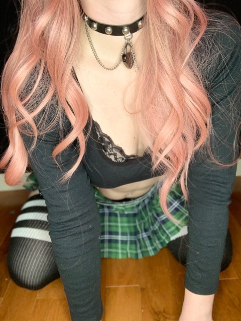 View wickedkitten367 OnlyFans content for free 

 picture 2