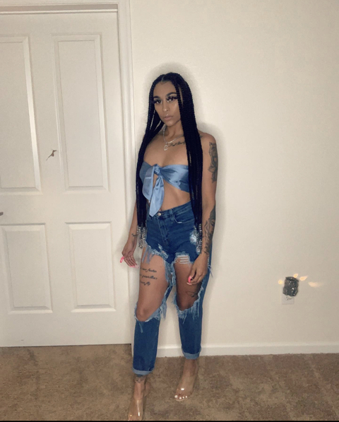 wilderthoughts OnlyFans Leaked (1 Photos and 26 Videos) 

 picture 2