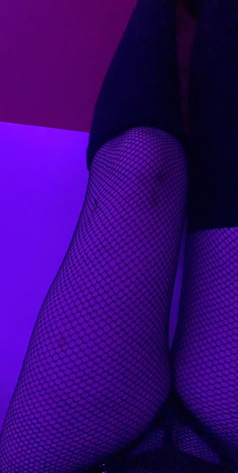 View willow1337 OnlyFans videos and photos for free 

 picture 2