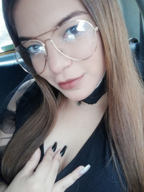 View wilmari OnlyFans content for free 

 picture 2