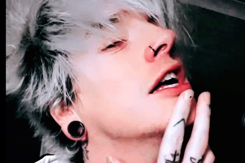 Onlyfans leaked wolfie.bloom 

 picture 2