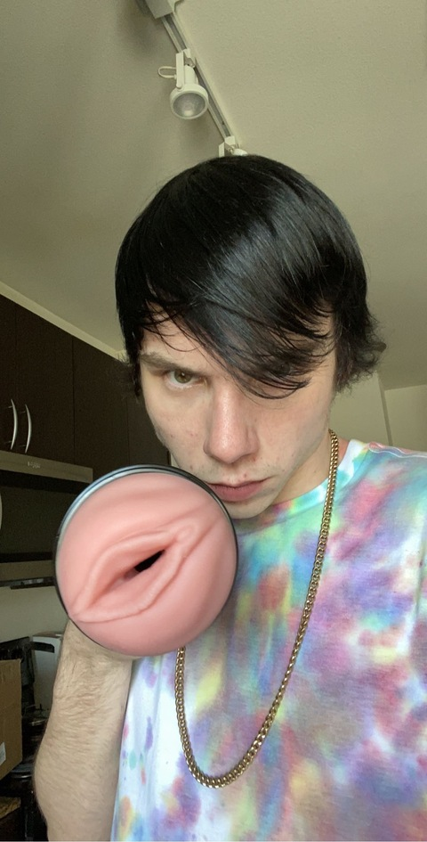 wormonastring69 (Sick Riff) OnlyFans Leaked Content 

 picture 2