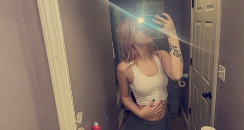 wydkwhy OnlyFans Leak 

 picture 2