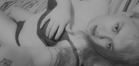 View Xandria Aeorn (xandriaaeorn) OnlyFans 88 Photos and 15 Videos leaks 

 picture 2