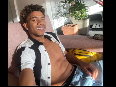 xangel_c OnlyFans Leak 

 picture 2