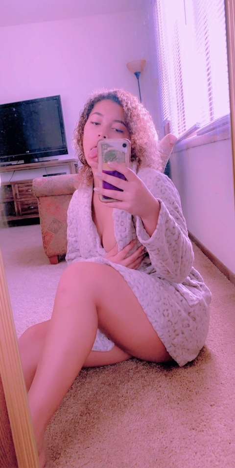 xbellaxboox (BellaBoo) OnlyFans Leaks 

 picture 2