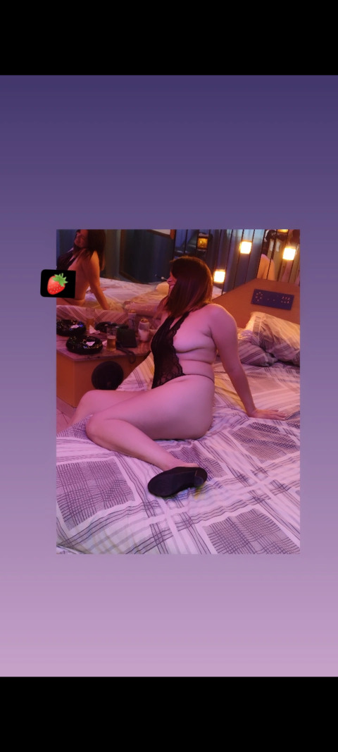 xiomisexy OnlyFans Leak 

 picture 2