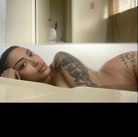 xitsveebabyx OnlyFans Leak (6 Photos and 5 Videos) 

 picture 2