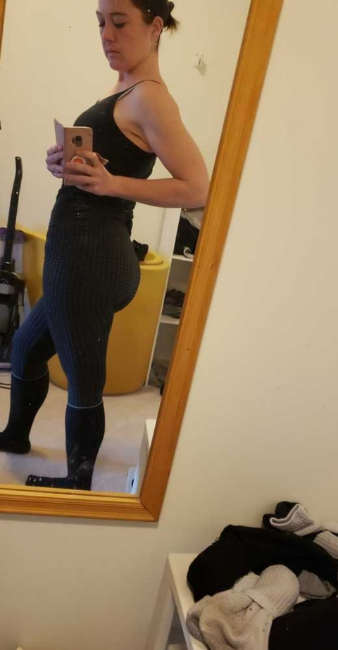 View xlauren86x (xLaurenX) OnlyFans 13 Photos and 4 Videos leaked 

 picture 2