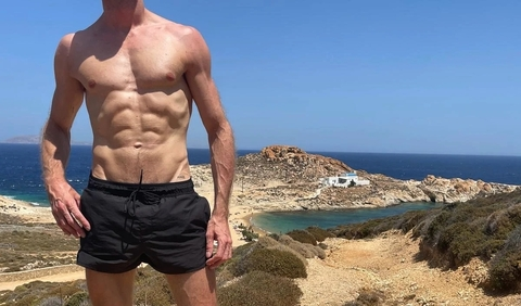xlparistop (XXLParisTop) OnlyFans Leaked Content 

 picture 2