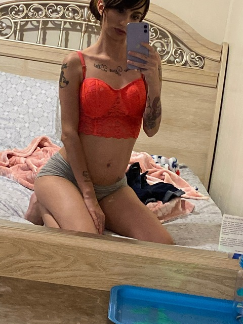 View xo_bmarieee (Brittani marie) OnlyFans 5 Photos and 0 Videos for free 

 picture 2