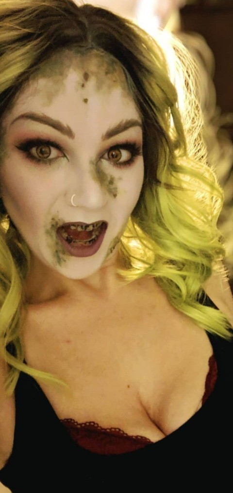 Onlyfans free xobetsylenore 

 picture 2
