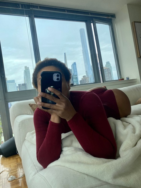 xoelanaa (Xoelanaa) free OnlyFans Leaked Content 

 picture 2