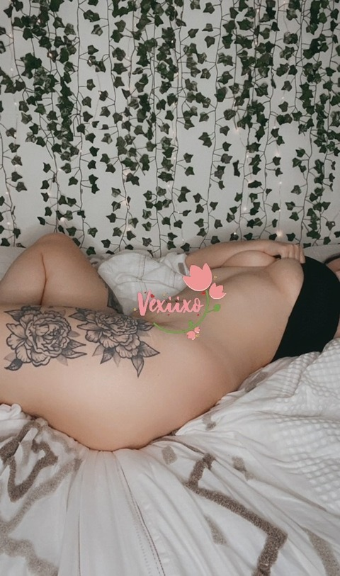 xovexii OnlyFans Leaked Photos and Videos 

 picture 2
