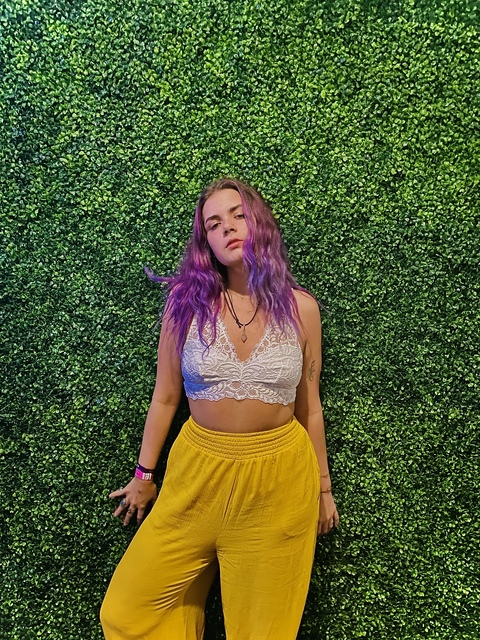 View xoxo.lyss OnlyFans videos and photos for free 

 picture 2