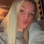 xoxo_kaylee_2000 (Kayleeeee) OnlyFans Leaked Pictures and Videos 

 picture 1