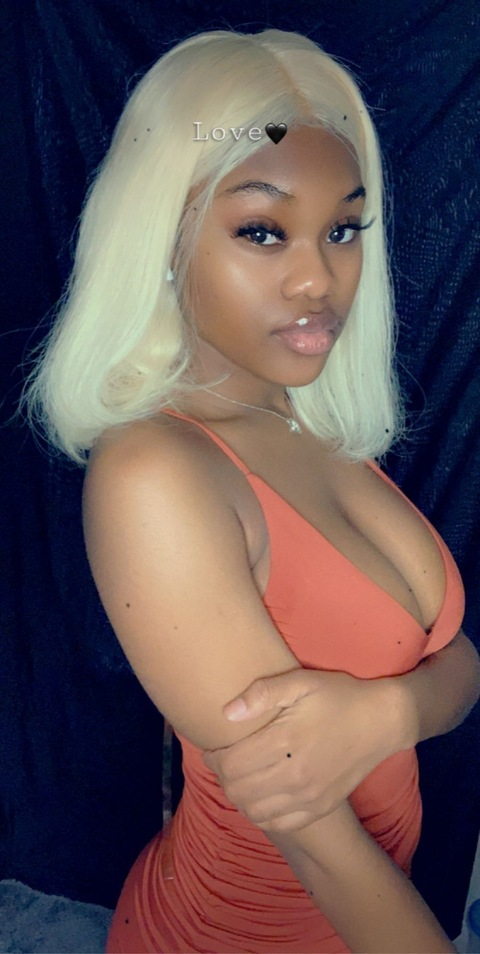 View xoxomeliafree OnlyFans videos and photos for free 

 picture 2