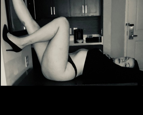 xoxoqueenquinnxoxo OnlyFans Leaks (625 Photos and 111 Videos) 

 picture 2