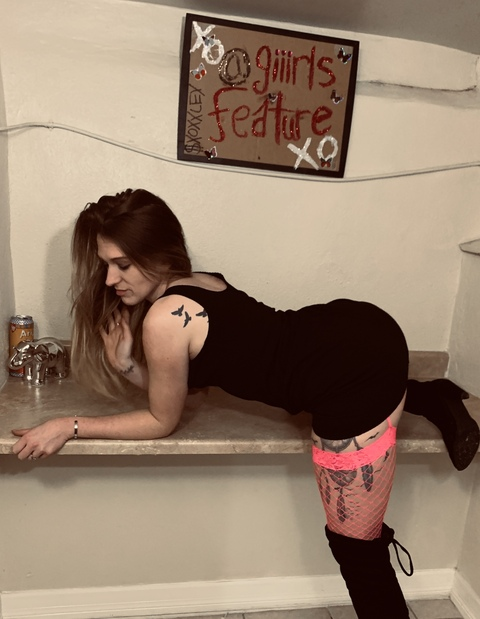 View xoxxlexxfree (Xoxxlexxfree) OnlyFans 68 Photos and 13 Videos leaks 

 picture 2
