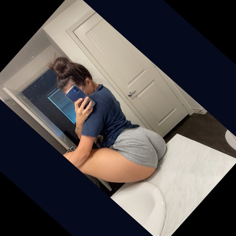 View xsel.enax OnlyFans content for free 

 picture 2