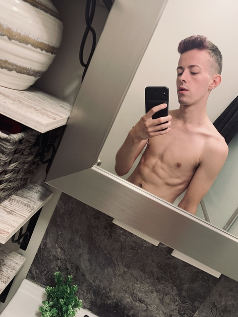 Onlyfans free content xxlockexxx 

 picture 2