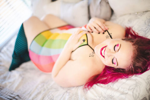 xxxclementine OnlyFans Leaked 

 picture 2