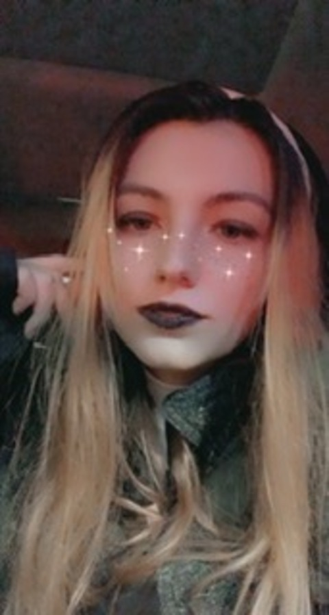 xxxemmalinexxx (Emmaline) OnlyFans Leaked Content 

 picture 2