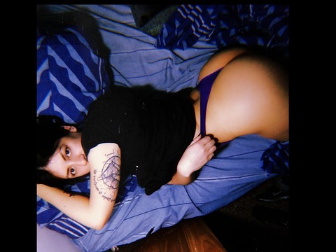 Onlyfans leaks xxxhoneyy 

 picture 2