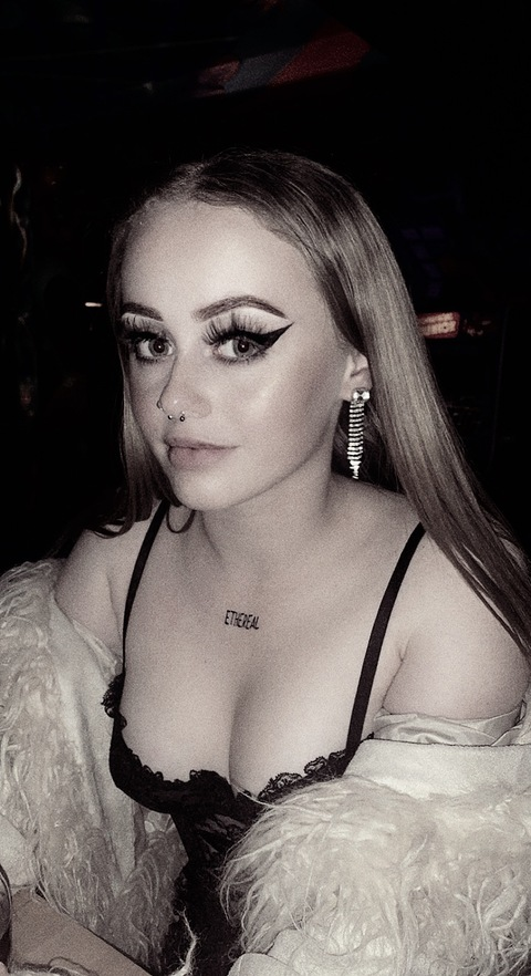 xxxpetite_slxt OnlyFans Leak 

 picture 2