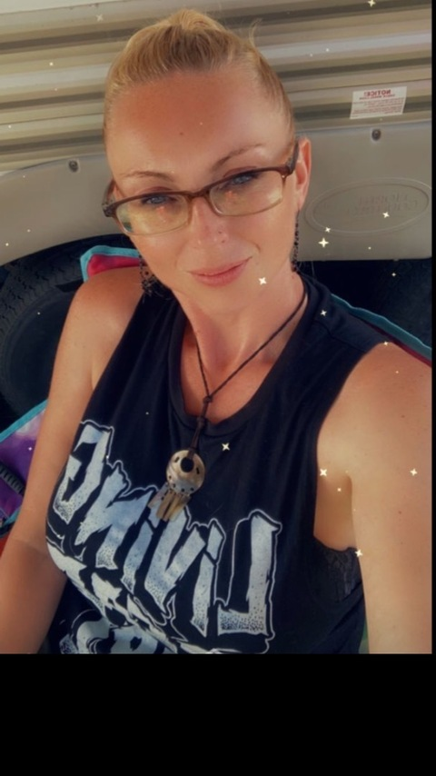 xxxtrixiexxx7 OnlyFans Leaked 

 picture 2