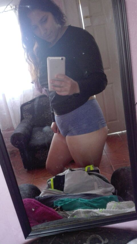 yanara (yanara18) free OnlyFans Leaked Videos and Pictures 

 picture 2